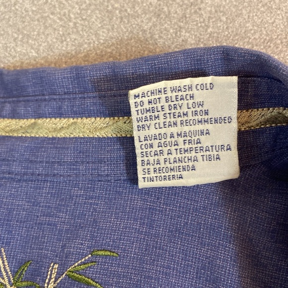 Bamboo Cay - Island soft, short sleeve shirt. Size M - Picture 4 of 7